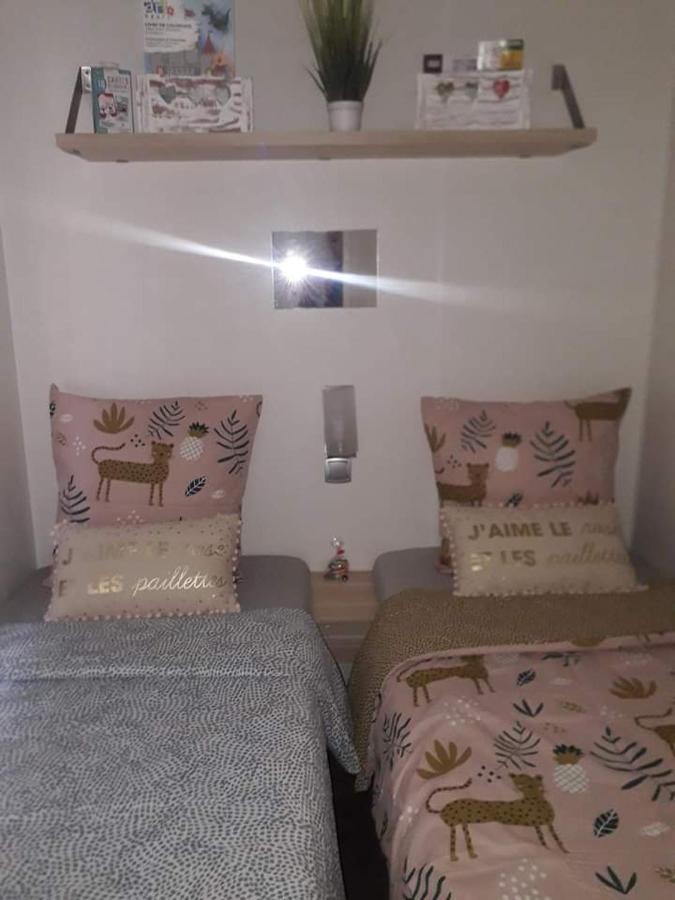 Anne Marie Vous Accueilles Dans Son Logement Familiale Pour 6 Personnes 3 Chambres Confortable Proche D Europa Park A Boofzheim Dans Camping 3 Etoiles Bagian luar foto