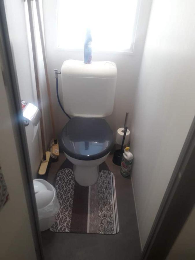 Anne Marie Vous Accueilles Dans Son Logement Familiale Pour 6 Personnes 3 Chambres Confortable Proche D Europa Park A Boofzheim Dans Camping 3 Etoiles Bagian luar foto
