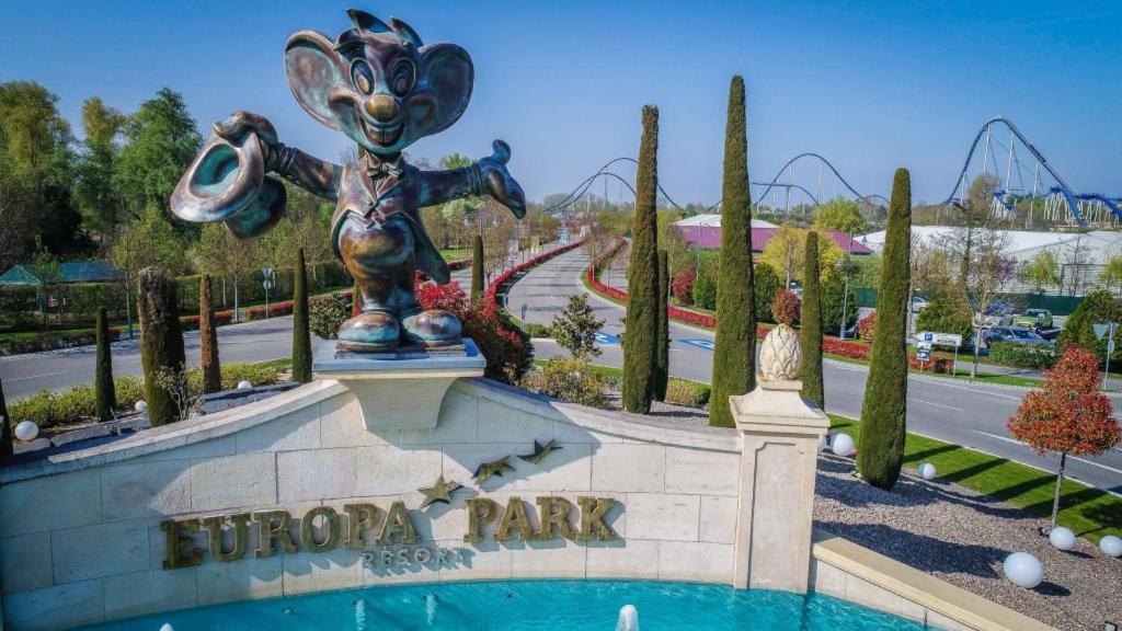 Anne Marie Vous Accueilles Dans Son Logement Familiale Pour 6 Personnes 3 Chambres Confortable Proche D Europa Park A Boofzheim Dans Camping 3 Etoiles Bagian luar foto