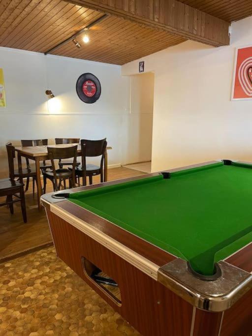 Anne Marie Vous Accueilles Dans Son Logement Familiale Pour 6 Personnes 3 Chambres Confortable Proche D Europa Park A Boofzheim Dans Camping 3 Etoiles Bagian luar foto