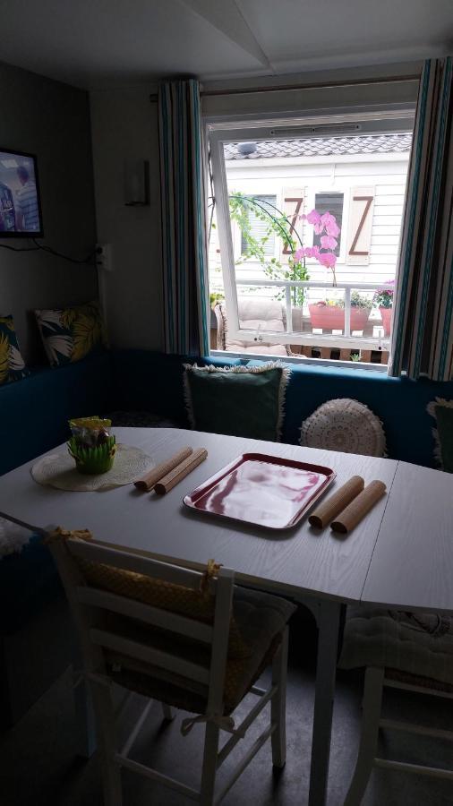 Anne Marie Vous Accueilles Dans Son Logement Familiale Pour 6 Personnes 3 Chambres Confortable Proche D Europa Park A Boofzheim Dans Camping 3 Etoiles Bagian luar foto